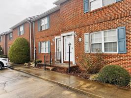 featured image of 5 Lexington Ct