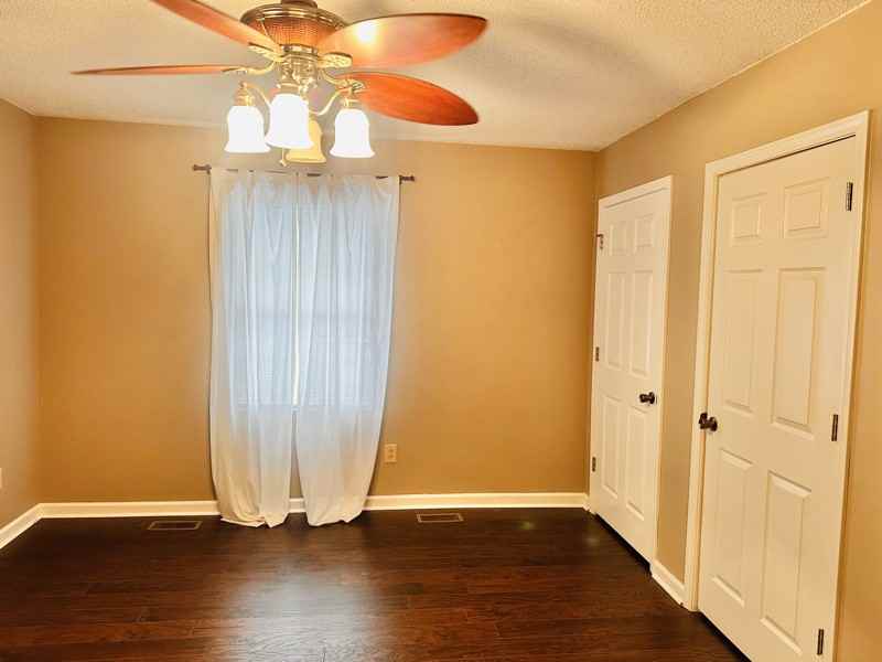 5 Lexington Ct - Photo 7 of 14