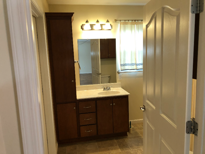 119 Hillwood Dr - Photo 5 of 8