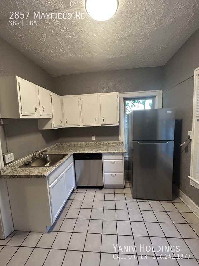 2857 Mayfield Rd #2 - Photo 6 of 13