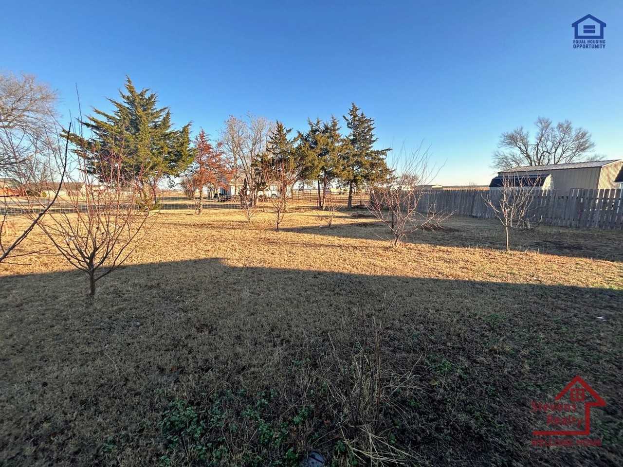 601 Missouri St - Photo 5 of 23