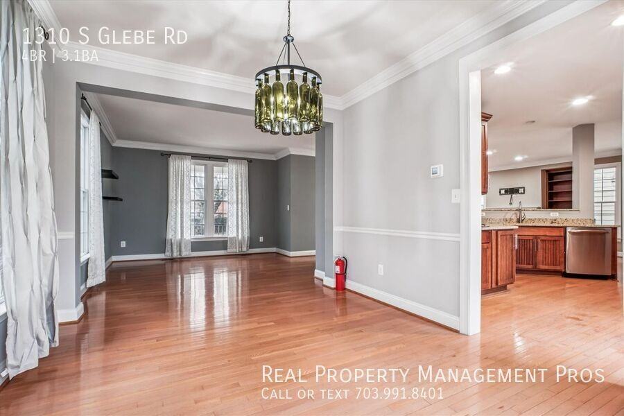 1310 S Glebe Rd - Photo 6 of 46