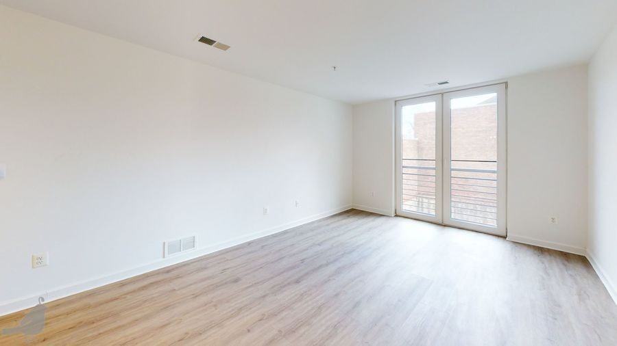 1115 H St Ne #303 - Photo 4 of 36