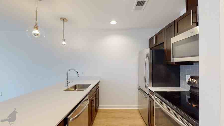 1115 H St Ne #303 - Photo 6 of 36