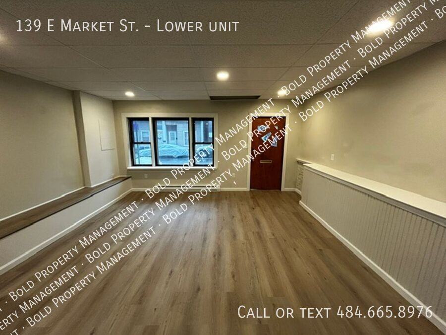 139 E Market St - Photo 2 of 9