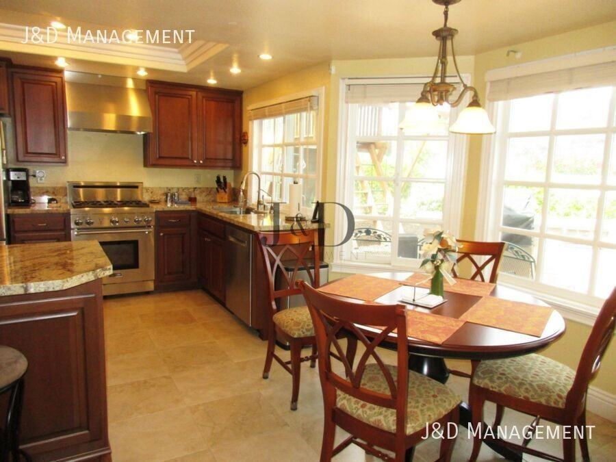 2676 Wind River Rd - Photo 2 of 8