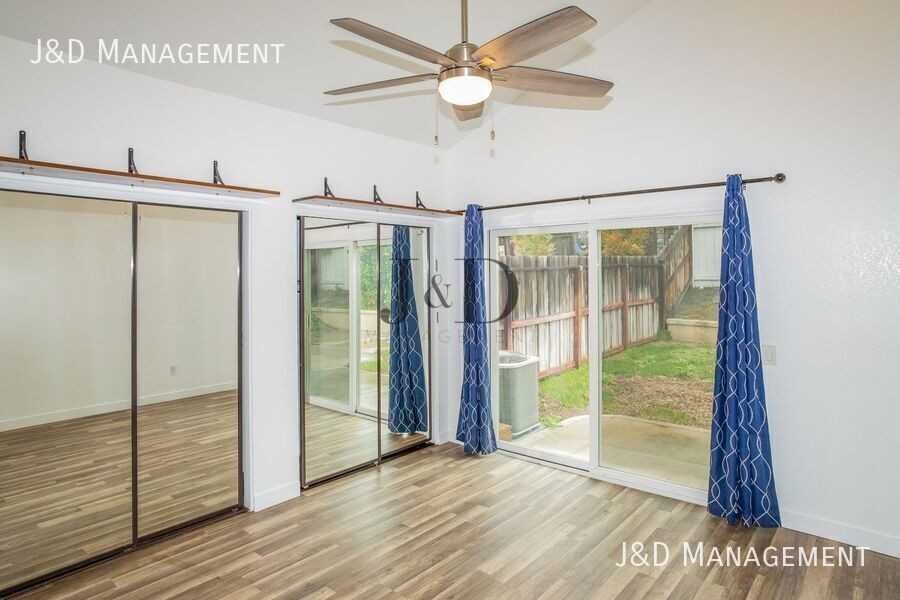 932 Glenwood Way - Photo 7 of 16