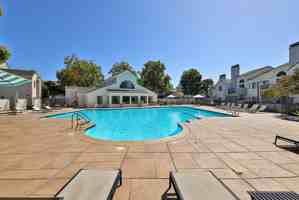 featured image of 700 Bounty Dr