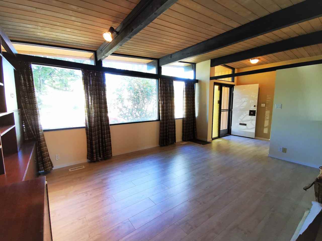 736 West 46th Avenue - Photo 7 of 22