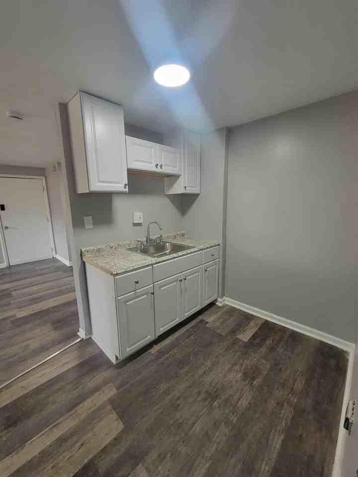 1819 Garfield Road, Unit 109 - Photo 4 of 12