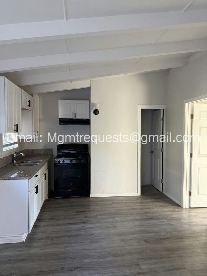 1180 West Valencia Drive, Unit 1194 - Photo 7 of 9