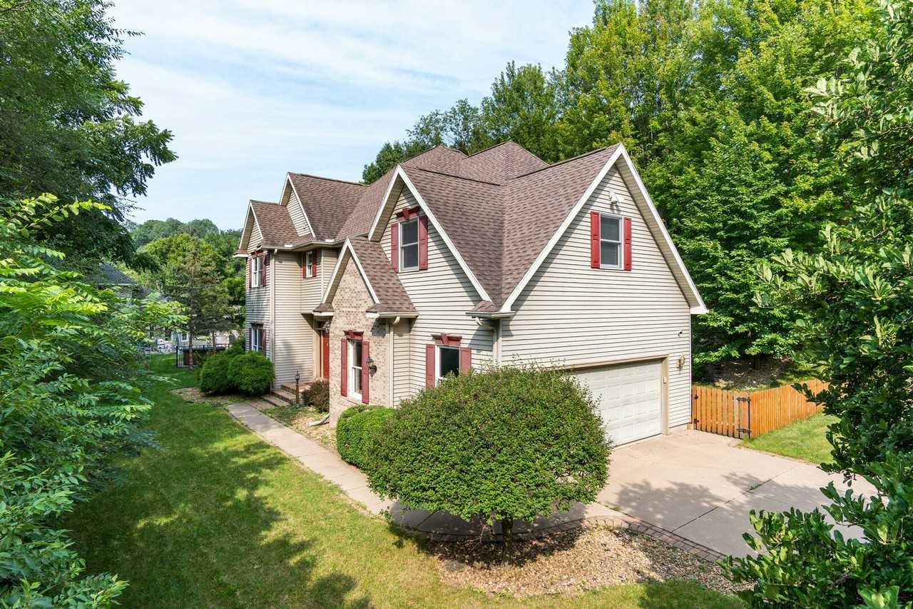 509 Green Coulee Rd - Photo 3 of 50