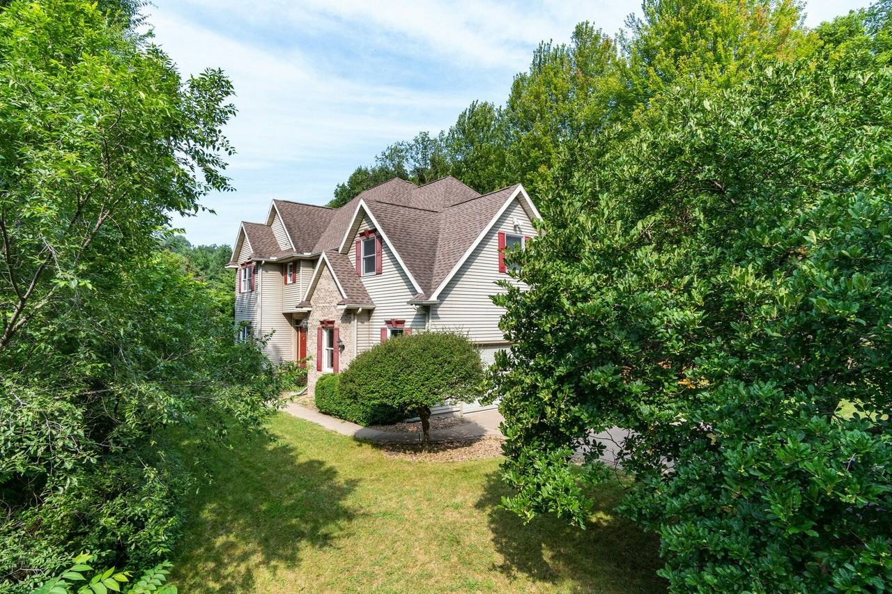 509 Green Coulee Rd - Photo 4 of 50