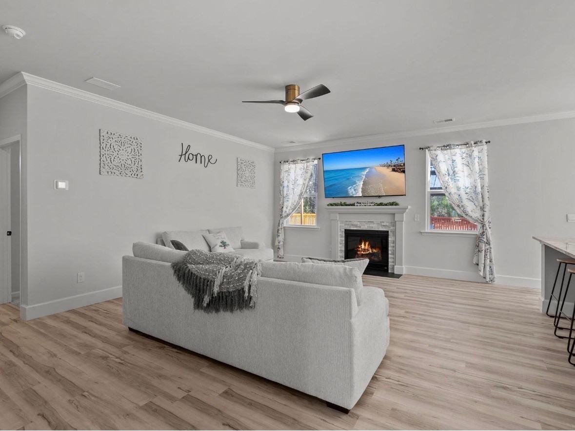 194 Cherry Grove Dr #NA - Photo 2 of 13