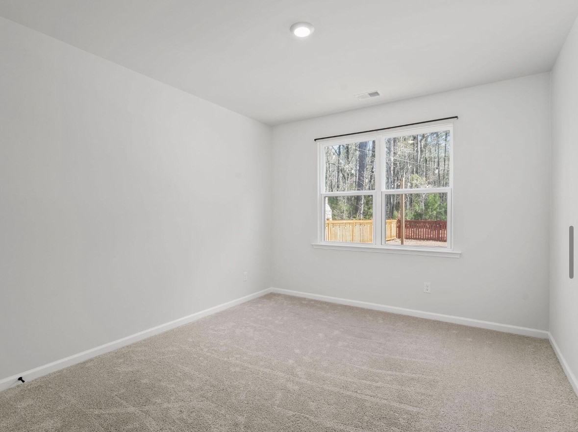 194 Cherry Grove Dr #NA - Photo 4 of 13