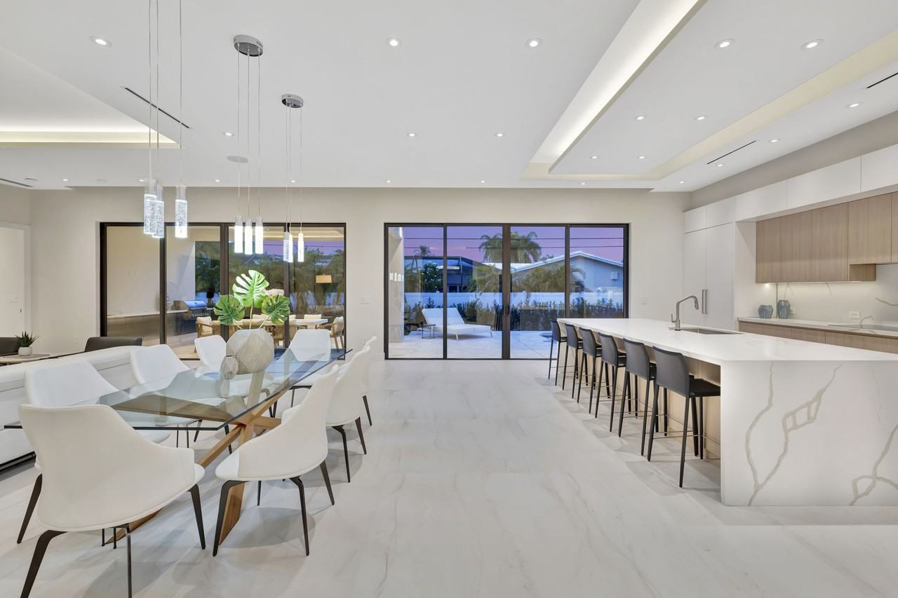 2757 Ne 34th St #NA - Photo 5 of 19