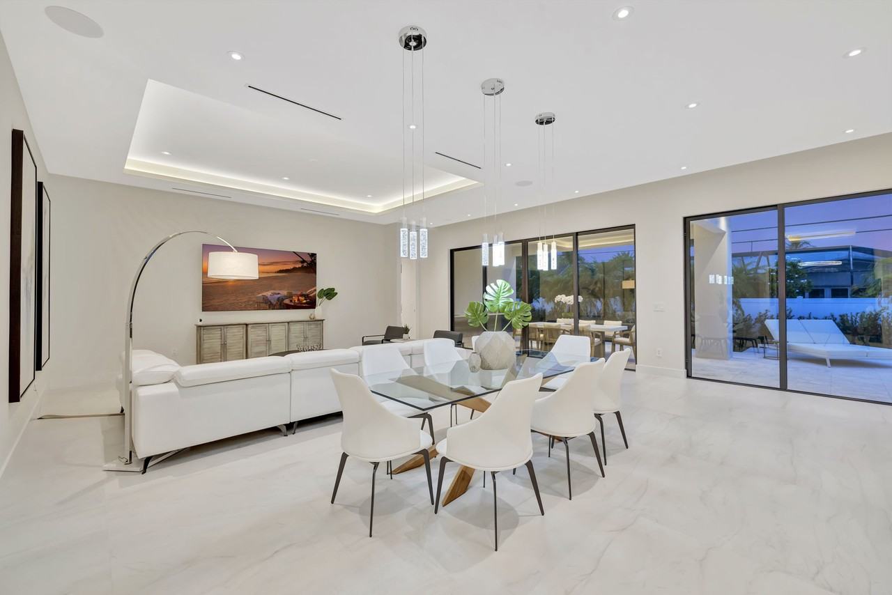 2757 Ne 34th St #NA - Photo 7 of 19