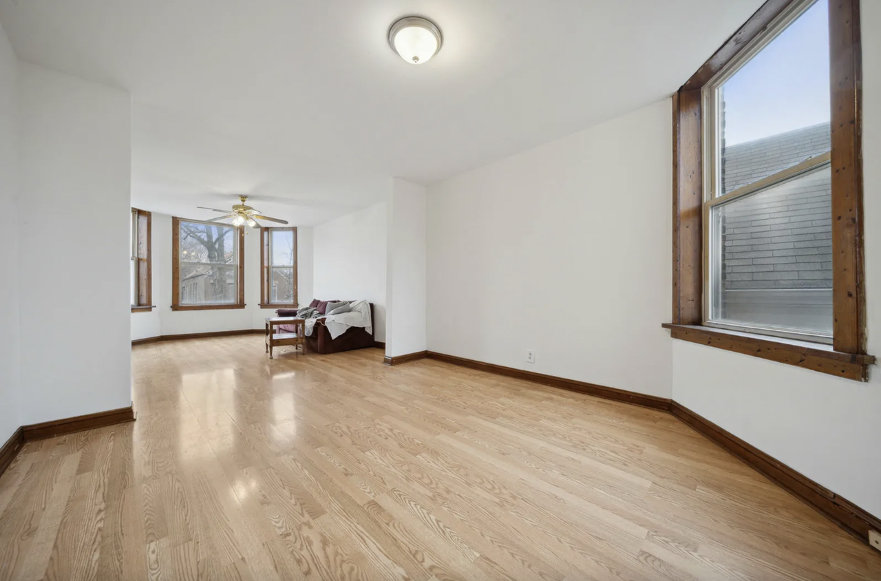 1453 S Springfield Ave #1 - Photo 2 of 7