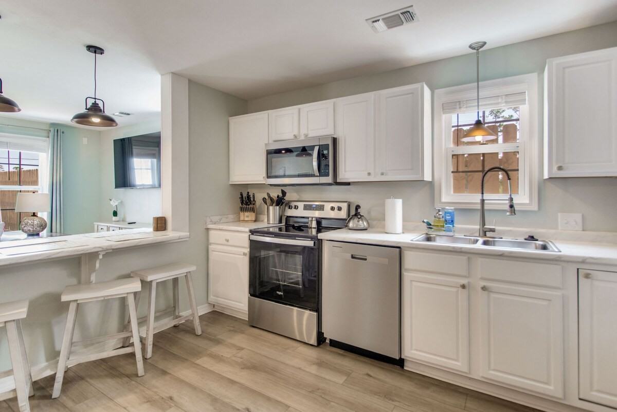 5499 Medina Rd #NA - Photo 4 of 50