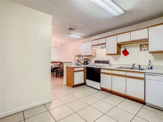 106 W Minneola St #NA - Photo 3 of 18