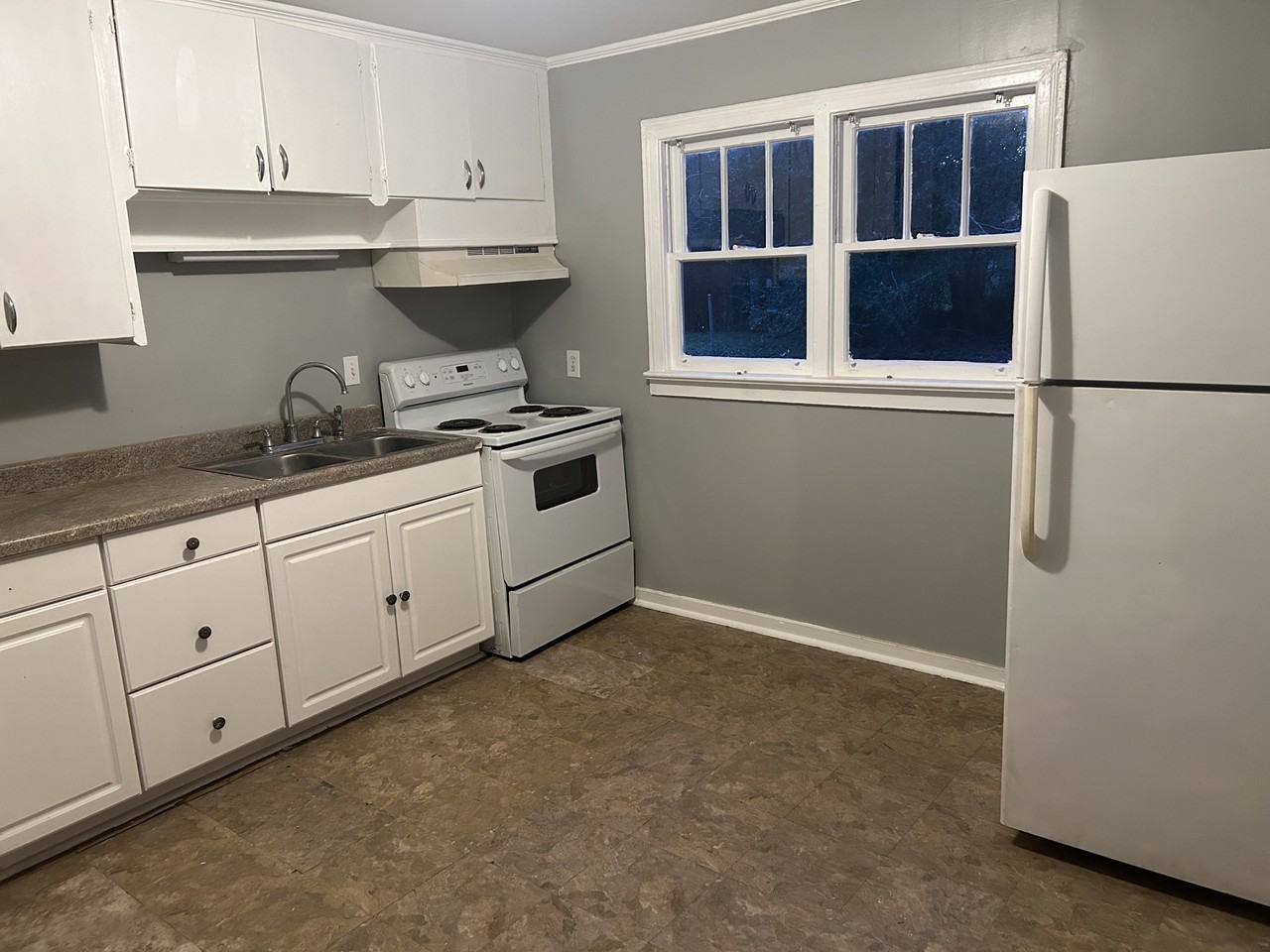 2313 5th Ave #NA - Photo 4 of 6