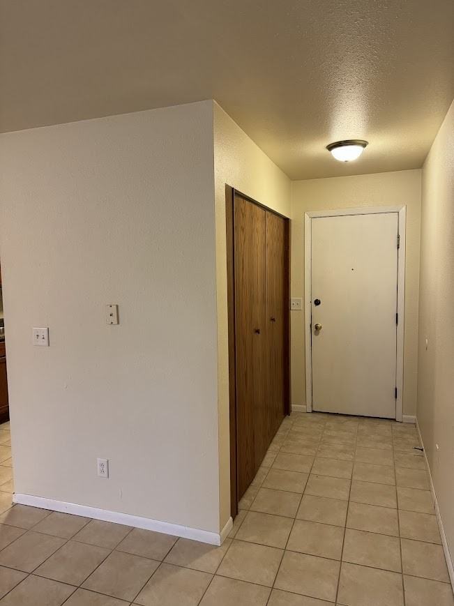 3021 Maple Drive - Photo 4 of 34