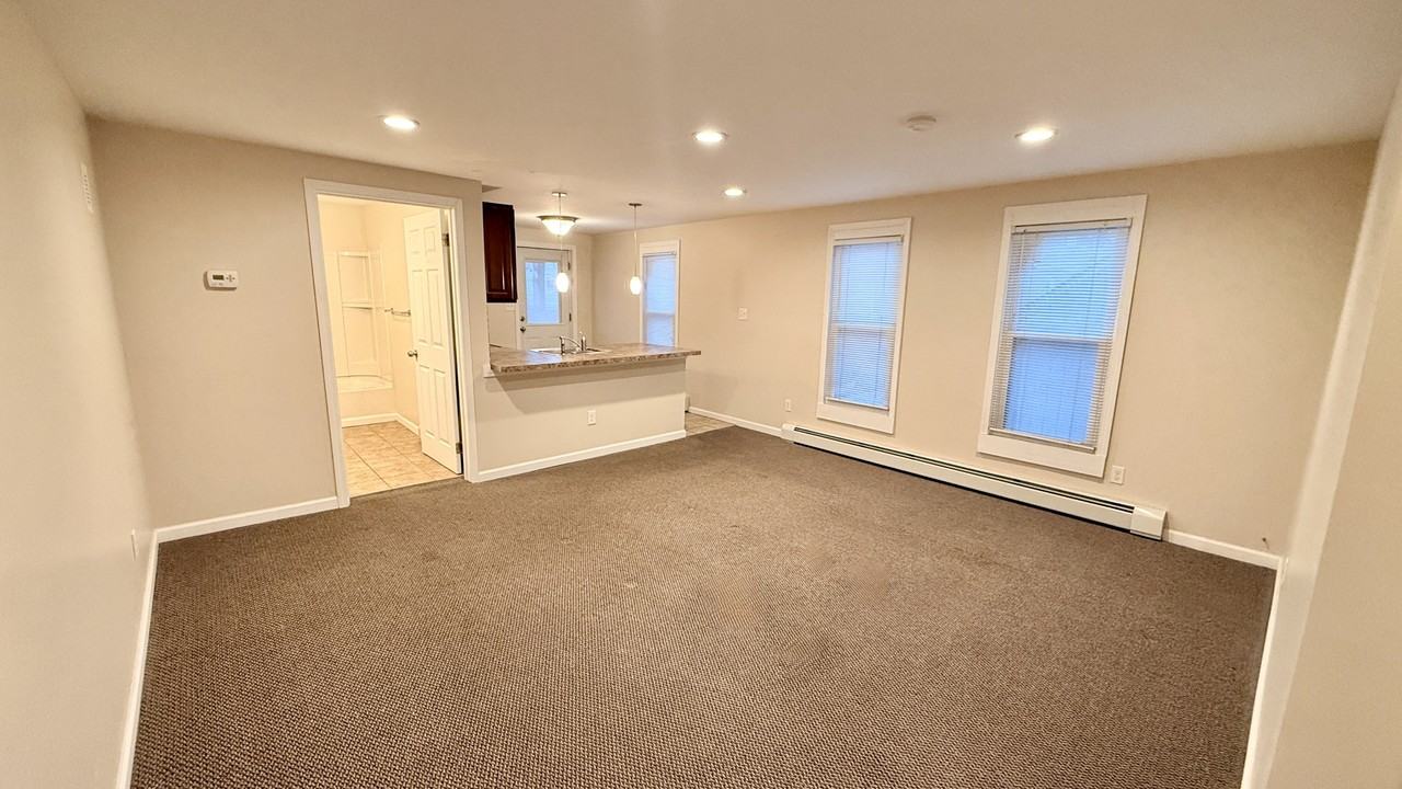 7072 Center St #72B - Photo 4 of 10