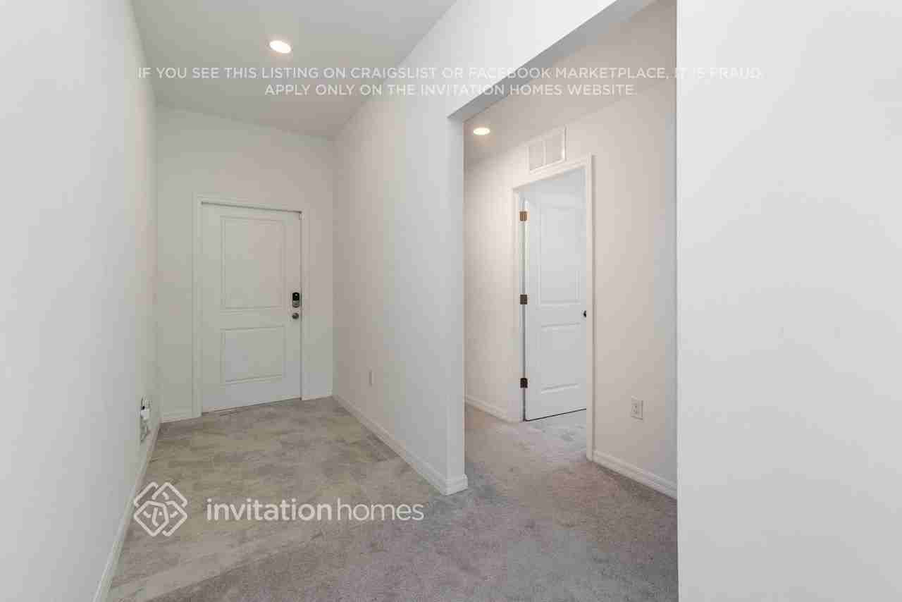 4211 Palatina Way - Photo 3 of 28