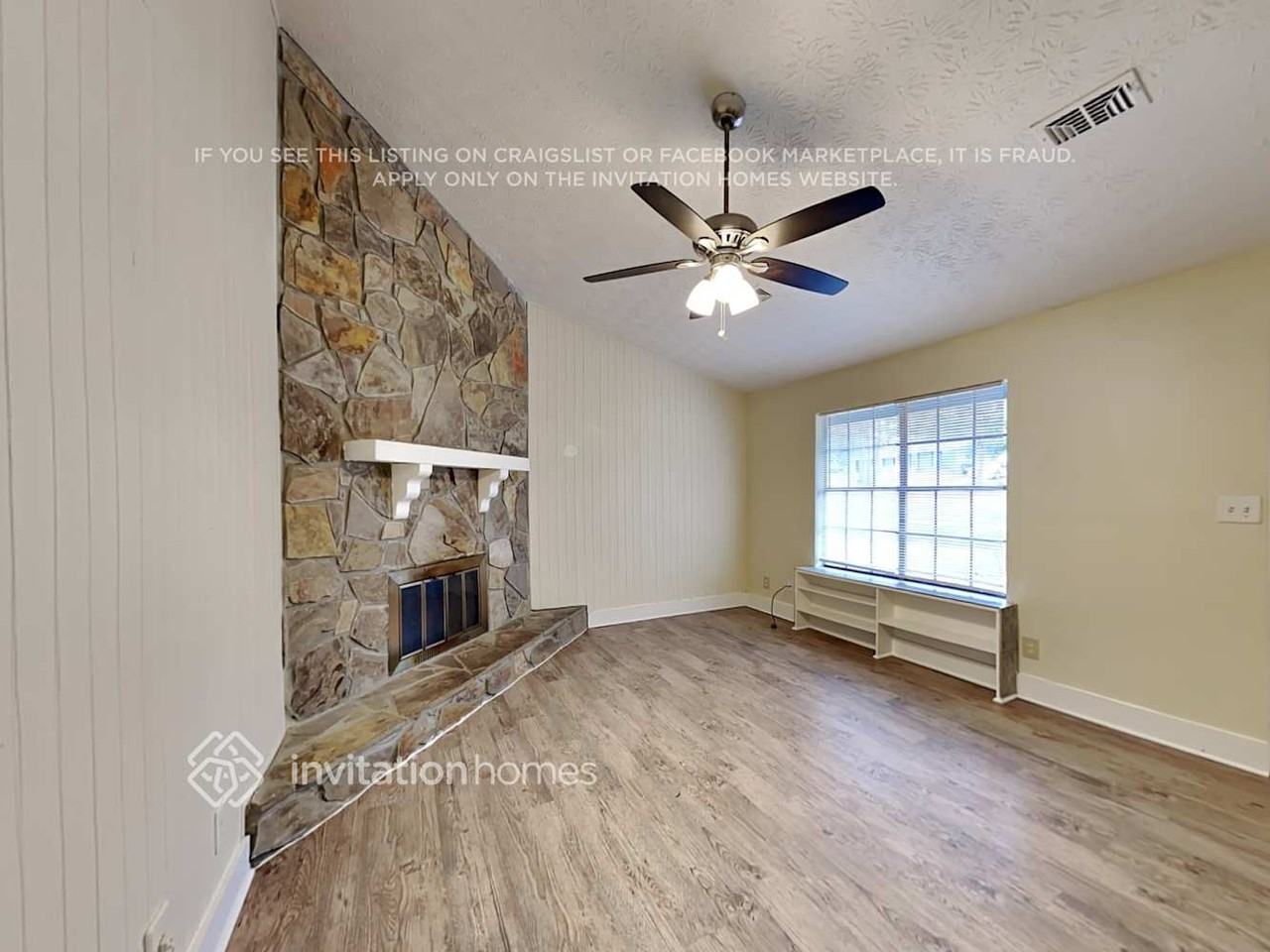 1009 Monopoly Dr - Photo 5 of 19