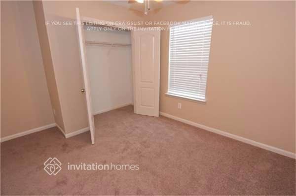 8146 Chancewood Ln - Photo 5 of 9