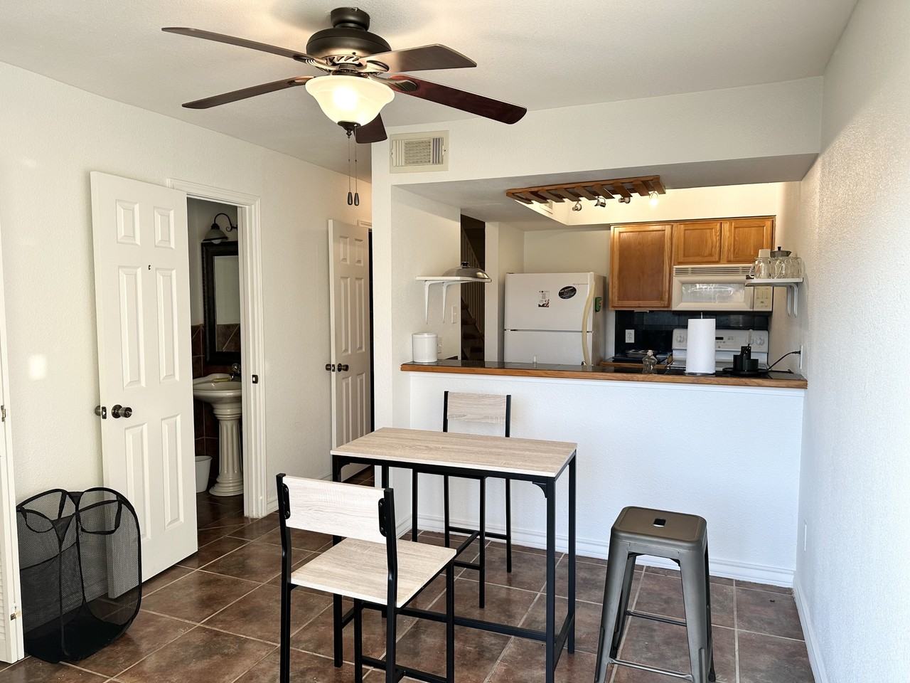 4141 Whiteley Dr #1 - Photo 4 of 10