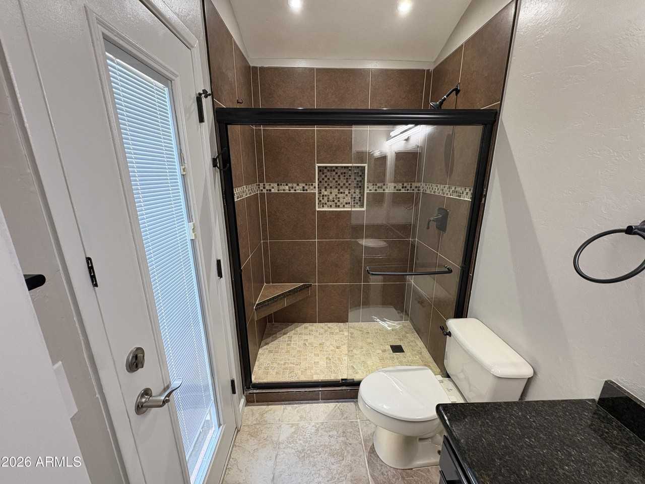 5535 W Willow Ave - Photo 2 of 33