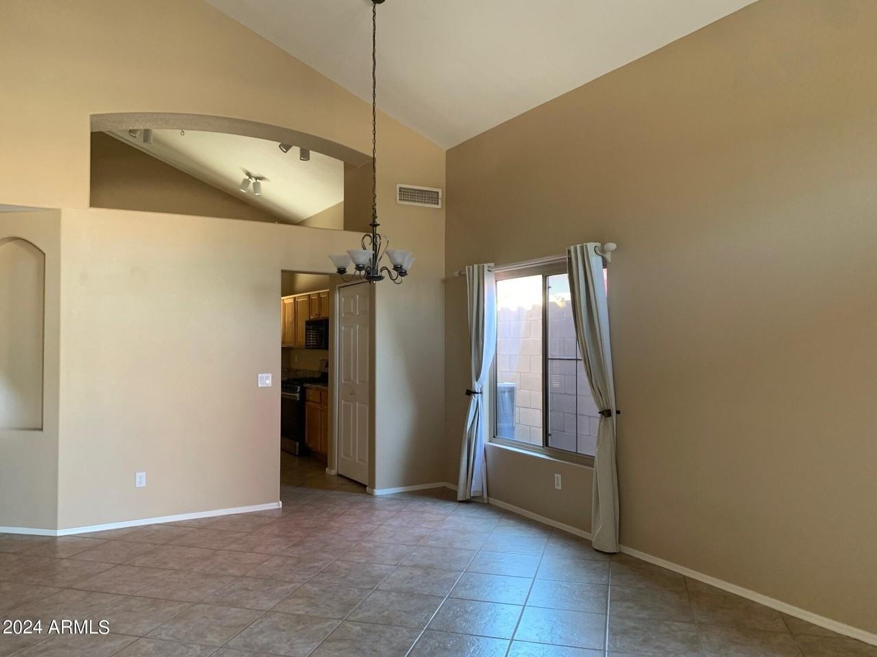 15844 S 17th Dr - Photo 5 of 20