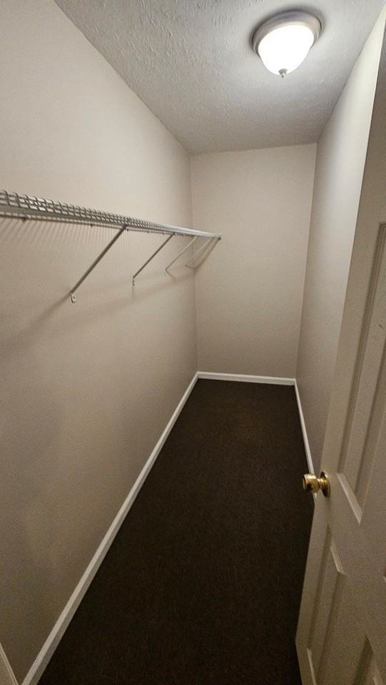 305 13th St Apt J - Photo 6 of 10