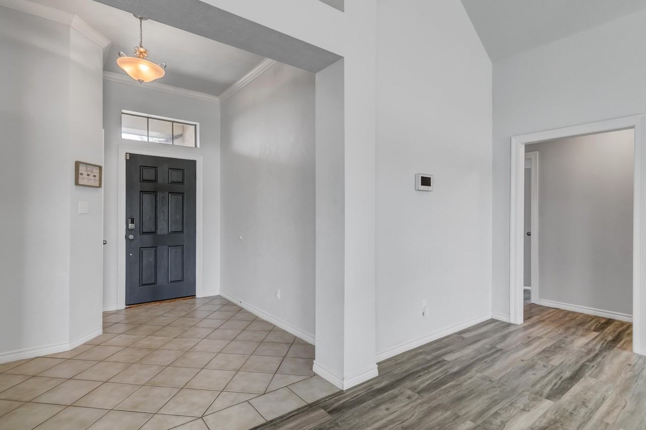 3565 Grayson Ln - Photo 3 of 29