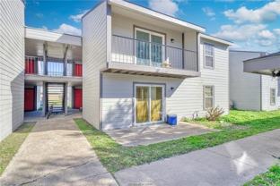 2000 Kazmeier Plz #11 - Photo 1 of 1