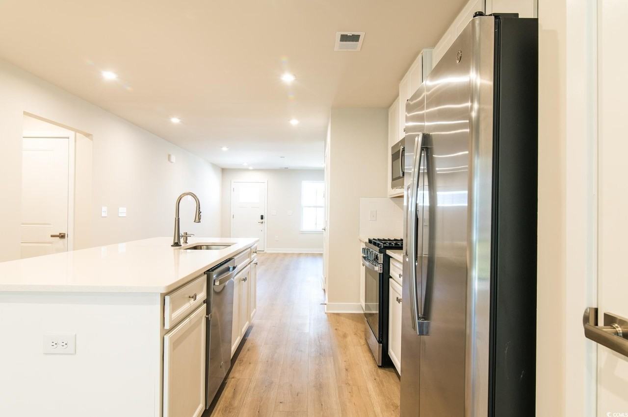 2382 Elowen Ln - Photo 3 of 36