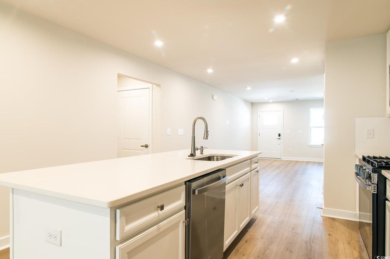 2382 Elowen Ln - Photo 6 of 36