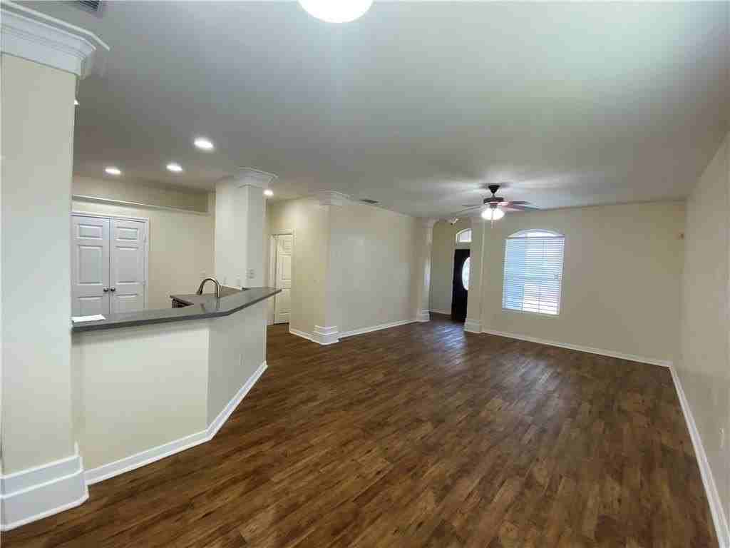 1133 Imperial St - Photo 5 of 23