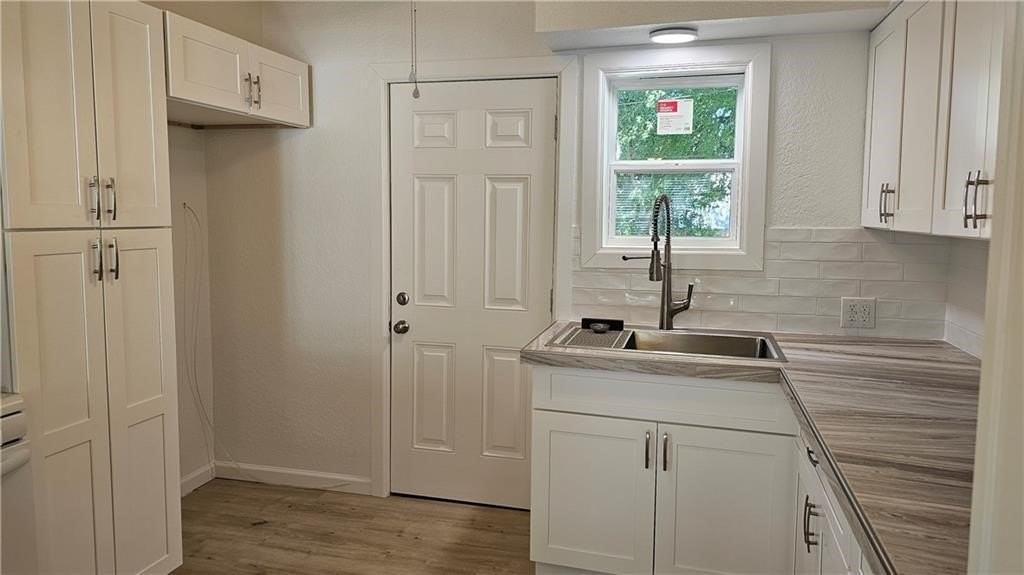 330 Texas Ave - Photo 7 of 18