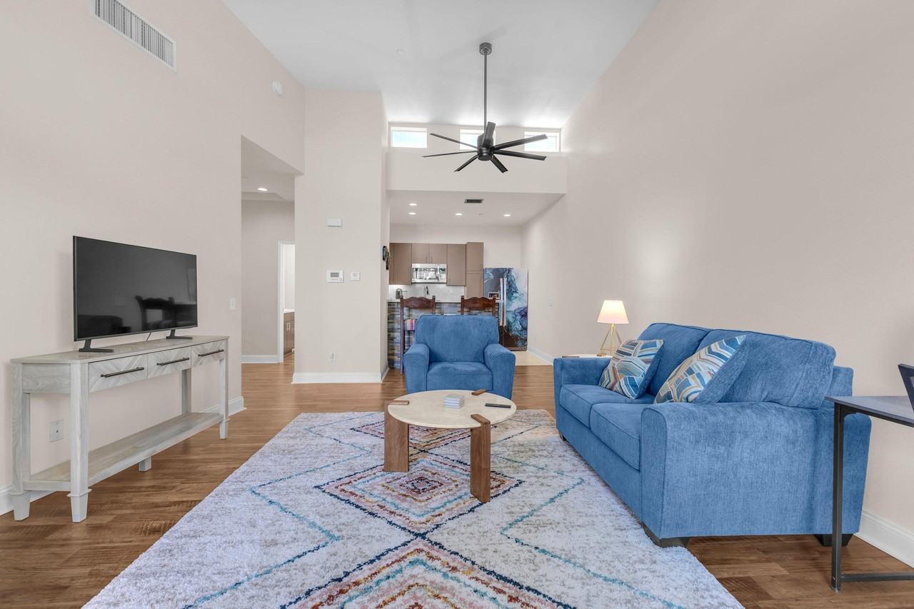 3657 Quiet Side St - Photo 4 of 27