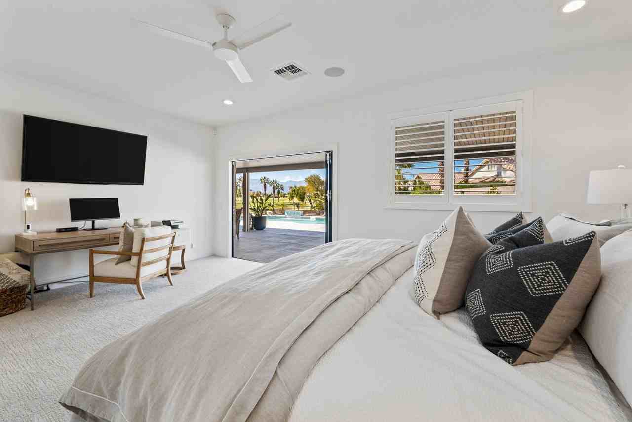 45163 Crystal Springs Dr - Photo 7 of 50