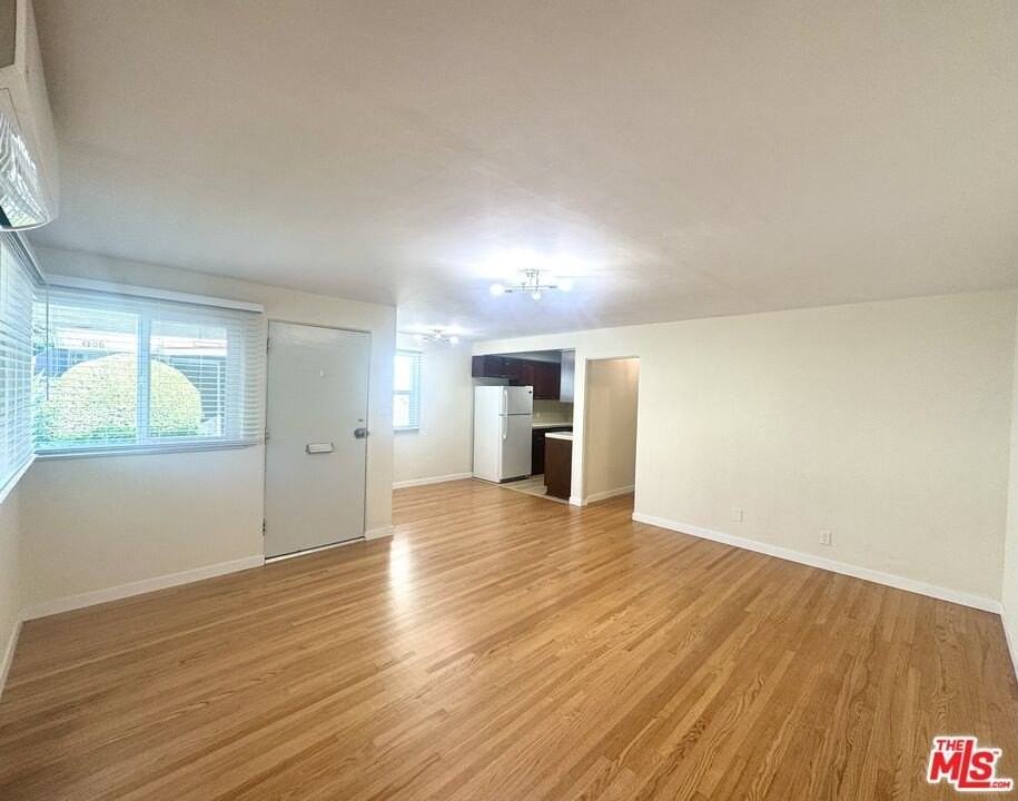 4804 Bellflower Ave - Photo 5 of 20