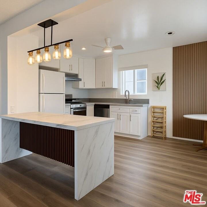 41 Westminster Ave - Photo 3 of 12