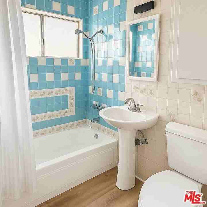 41 Westminster Ave - Photo 6 of 12