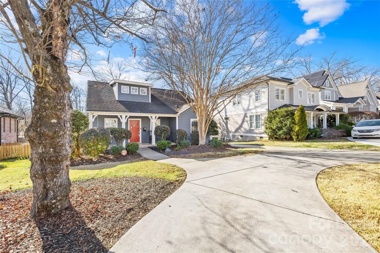 716 Ideal Way - Photo 3 of 34