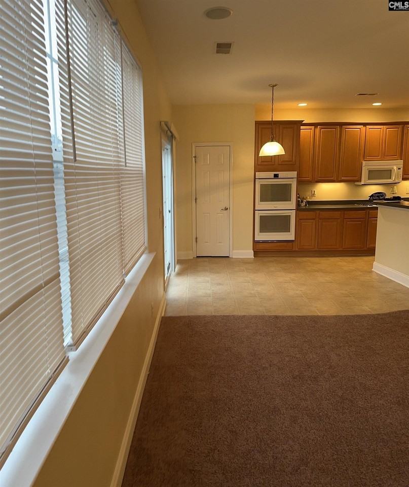 157 Rivendale Dr - Photo 7 of 18