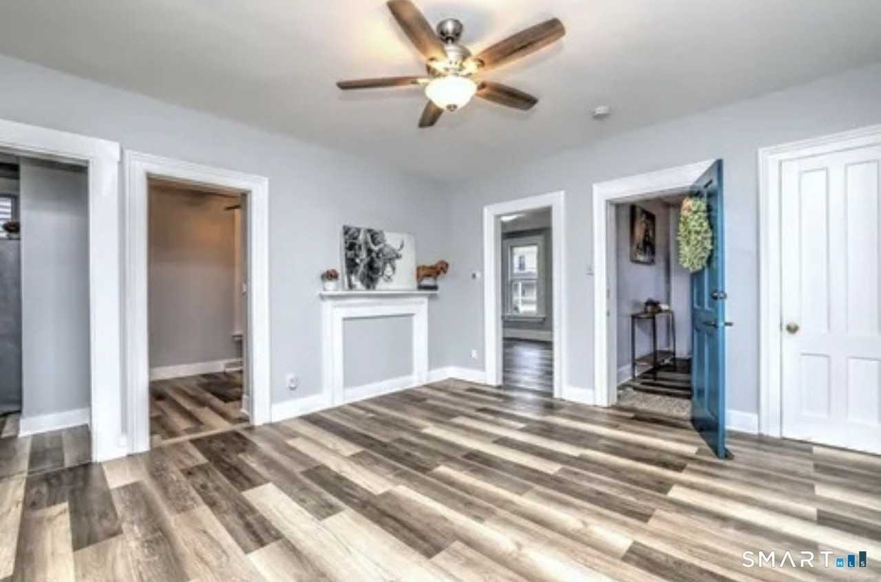 6 Gilbert Ave - Photo 5 of 12