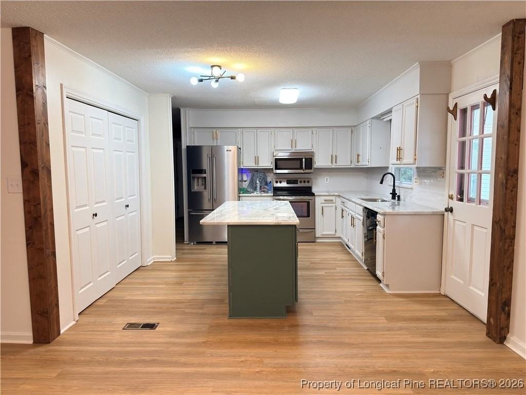 5453 Thompson Cir - Photo 6 of 21