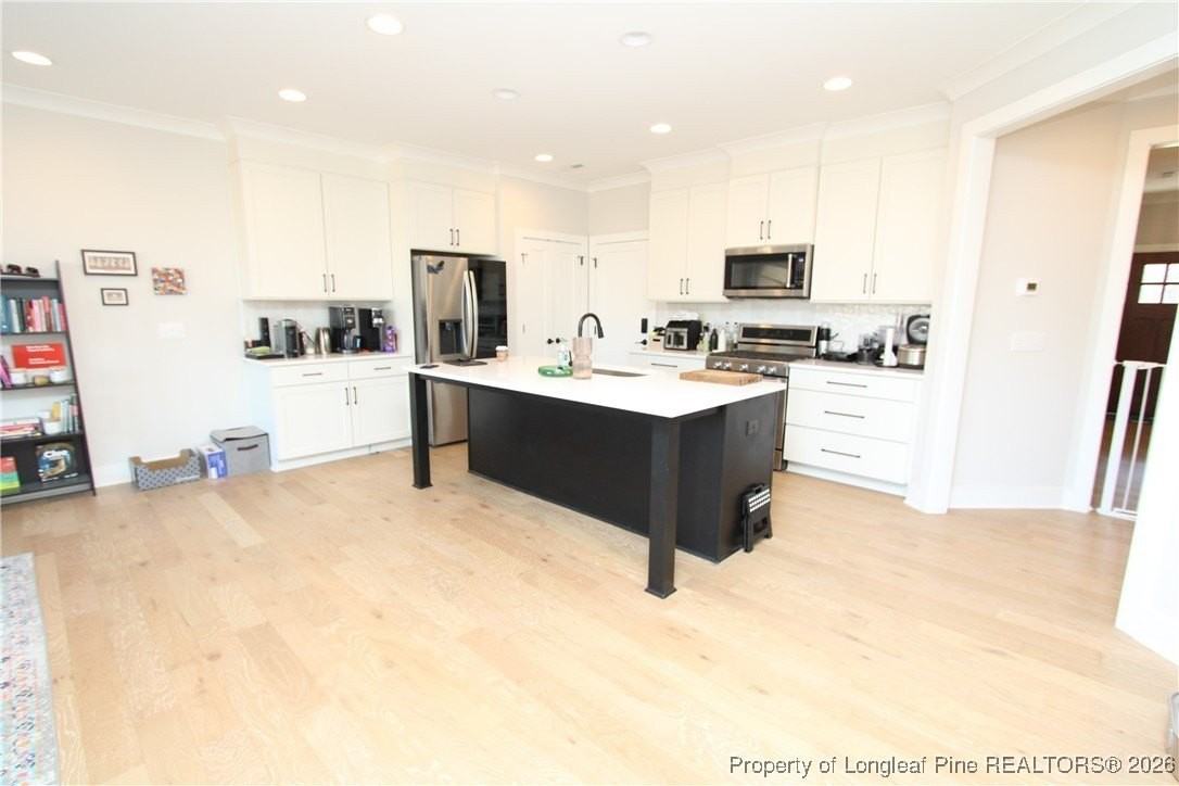 2734 Kerley Cir - Photo 6 of 50